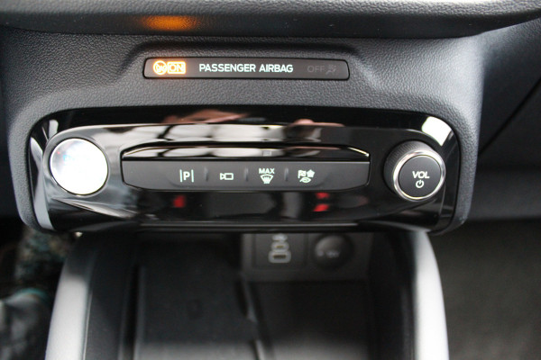 Ford Kuga 2.5-243pk PHEV ST-Line X.2100kg trekgewicht , Nieuw Model Panorama/schuif kantel dak , Trekhaak wegklapbaar,