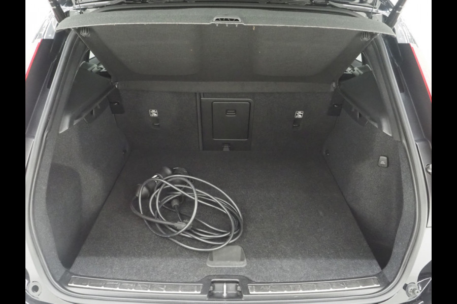 Volvo XC40 1.5 T5 Recharge Ultimate | Panoramadak | Harman/Kardon | Pilot Assist | 360 | Keyless | Carplay