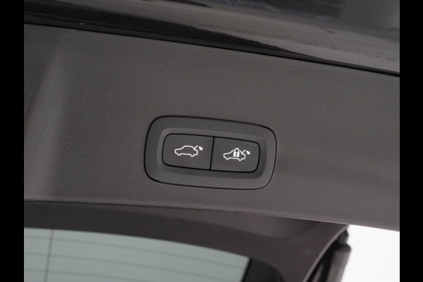 Volvo XC40 1.5 T5 Recharge Ultimate | Panoramadak | Harman/Kardon | Pilot Assist | 360 | Keyless | Carplay