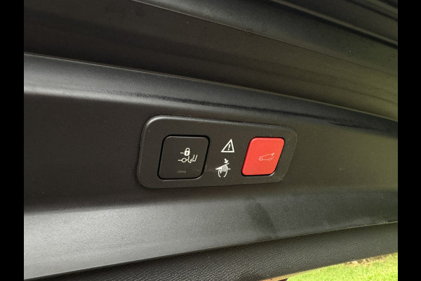 Peugeot 5008 1.6 e-THP Allure |Stoelverwarming|7 zitplaatsen|Apple Carplay|Full Led|Blind Spot|