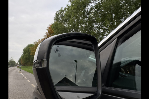 Peugeot 5008 1.6 e-THP Allure |Stoelverwarming|7 zitplaatsen|Apple Carplay|Full Led|Blind Spot|