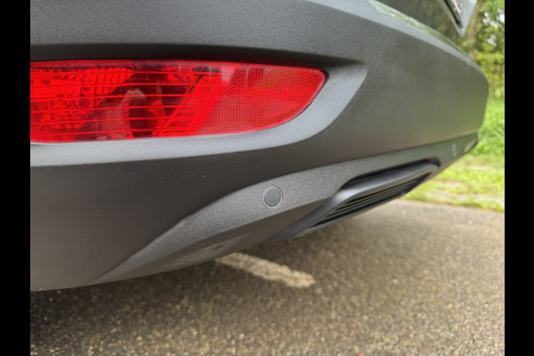 Peugeot 5008 1.6 e-THP Allure |Stoelverwarming|7 zitplaatsen|Apple Carplay|Full Led|Blind Spot|