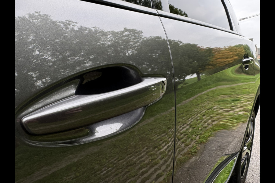 Peugeot 5008 1.6 e-THP Allure |Stoelverwarming|7 zitplaatsen|Apple Carplay|Full Led|Blind Spot|