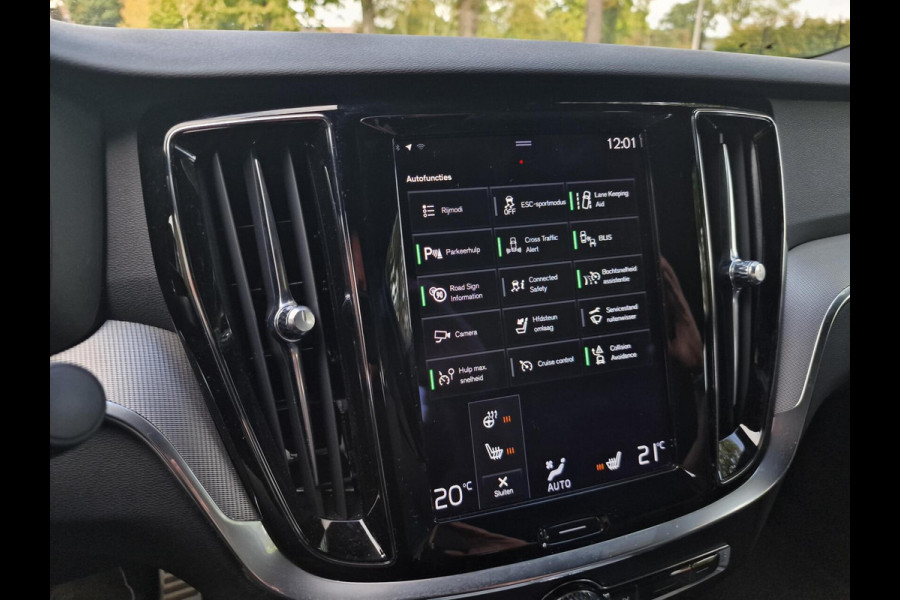 Volvo S60 2.0 B3 R-Design|Trekhaak|19-inch|Memory-stoelen|digi-dash|LED-koplampen|