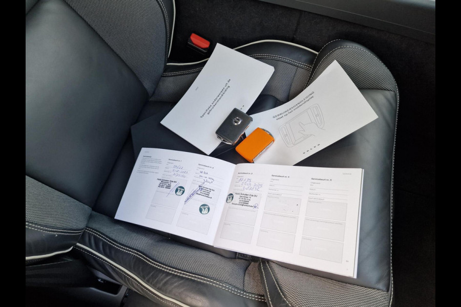 Volvo S60 2.0 B3 R-Design|Trekhaak|19-inch|Memory-stoelen|digi-dash|LED-koplampen|