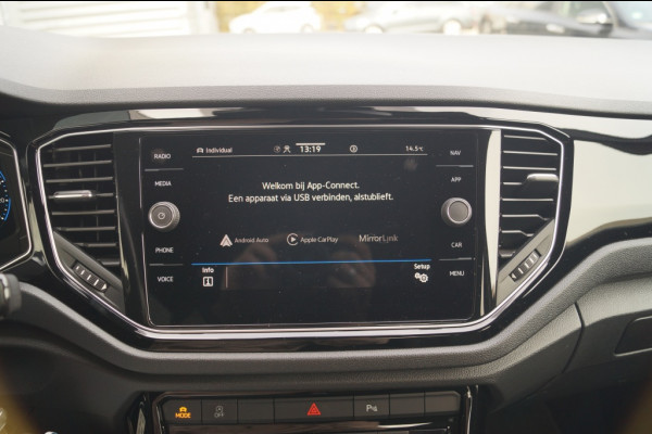 Volkswagen T-Roc 1.5 TSI 150pk DSG Sport Black Style -LED-DIGI-ECC-