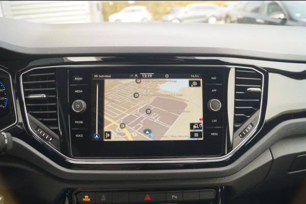Volkswagen T-Roc 1.5 TSI 150pk DSG Sport Black Style -LED-DIGI-ECC-