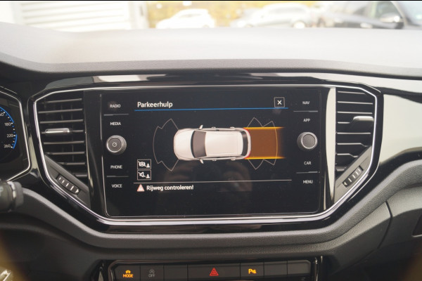 Volkswagen T-Roc 1.5 TSI 150pk DSG Sport Black Style -LED-DIGI-ECC-