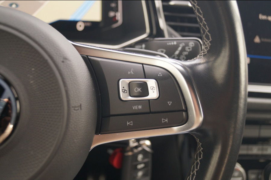 Volkswagen T-Roc 1.5 TSI 150pk DSG Sport Black Style -LED-DIGI-ECC-