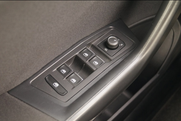 Volkswagen T-Roc 1.5 TSI 150pk DSG Sport Black Style -LED-DIGI-ECC-