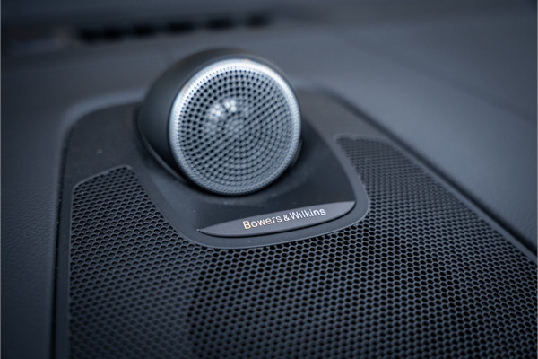 Volvo XC60 2.0 T8 Recharge AWD Ultra Black Edition ** Ventilatie ** B&W **