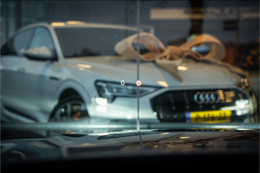 Volvo XC60 2.0 T8 Recharge AWD Ultra Black Edition ** Ventilatie ** B&W **