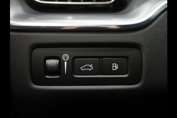 Volvo XC60 2.0 T6 AWD Recharge Long Range Inscription | Panoramadak | Pilot Assist | Camera | Keyless | Trekhaak | Carplay