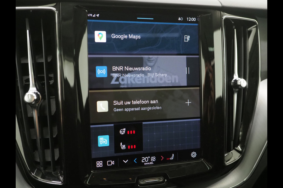 Volvo XC60 2.0 T6 AWD Recharge Long Range Inscription | Panoramadak | Pilot Assist | Camera | Keyless | Trekhaak | Carplay