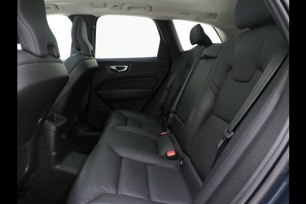 Volvo XC60 2.0 T6 AWD Recharge Long Range Inscription | Panoramadak | Pilot Assist | Camera | Keyless | Trekhaak | Carplay