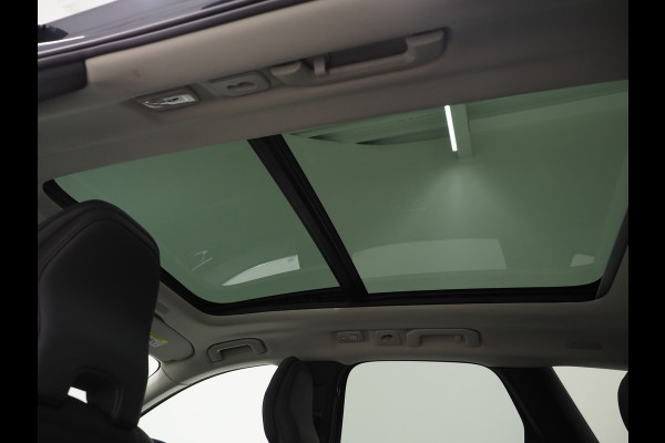 Volvo XC60 2.0 T6 AWD Recharge Long Range Inscription | Panoramadak | Pilot Assist | Camera | Keyless | Trekhaak | Carplay
