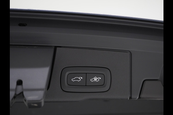 Volvo XC60 2.0 T6 AWD Recharge Long Range Inscription | Panoramadak | Pilot Assist | Camera | Keyless | Trekhaak | Carplay