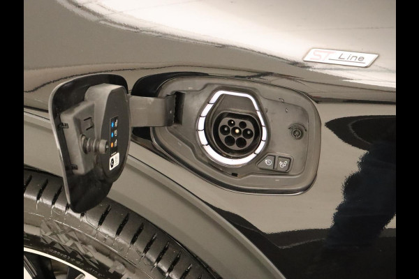 Ford Explorer Ford Explorer 3.0 V6 EcoBoost PHEV ST-Line 7-persoons | Panoramadak | Stoelventilatie | Leder | Trekhaak | Adaptive cruise | 360 Camera | Carplay | B&O Sound | Navigatie | Keyless