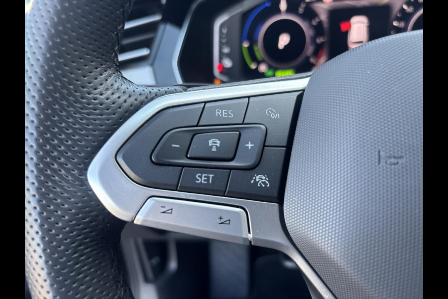 Volkswagen Passat Variant 1.4 TSI PHEV GTE Business Volkswagen Passat Variant 1.4 TSI PHEV GTE Business