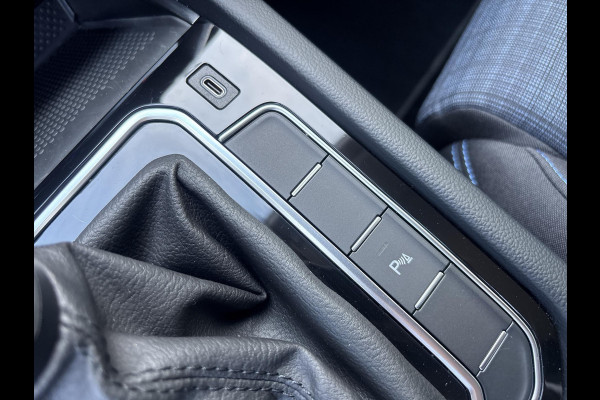 Volkswagen Passat Variant 1.4 TSI PHEV GTE Business Volkswagen Passat Variant 1.4 TSI PHEV GTE Business