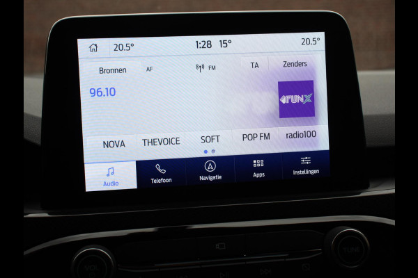Ford Kuga 2.5 PHEV ST-Line X | Navigatie | Apple Carplay/Android Auto | Parkeersensoren | Camera | Adaptive Cruise Control | Blind Spot Assist | Elektrische achterklep | Stuurverwarming | Park Assist | LED-koplampen |