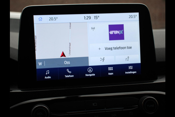 Ford Kuga 2.5 PHEV ST-Line X | Navigatie | Apple Carplay/Android Auto | Parkeersensoren | Camera | Adaptive Cruise Control | Blind Spot Assist | Elektrische achterklep | Stuurverwarming | Park Assist | LED-koplampen |