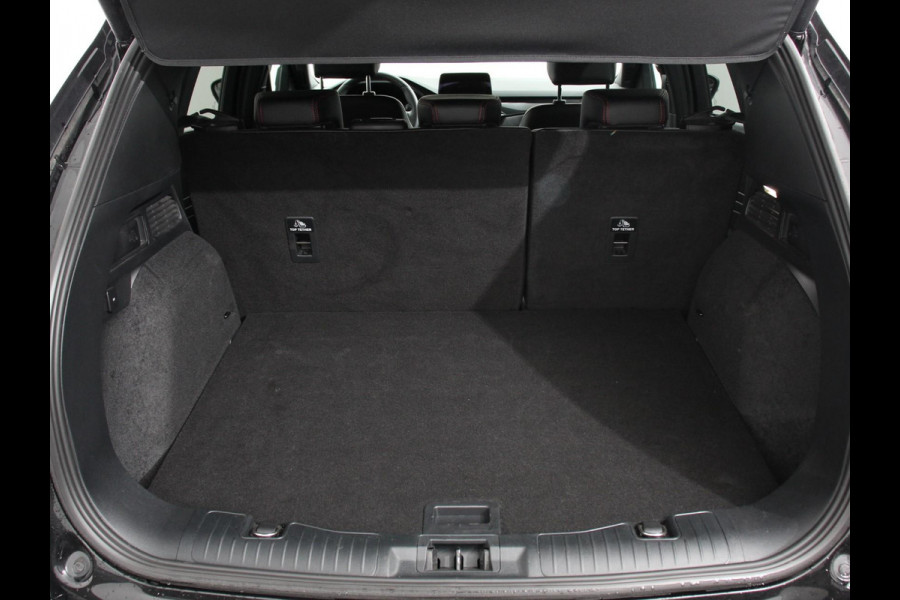 Ford Kuga 2.5 PHEV ST-Line X | Navigatie | Apple Carplay/Android Auto | Parkeersensoren | Camera | Adaptive Cruise Control | Blind Spot Assist | Elektrische achterklep | Stuurverwarming | Park Assist | LED-koplampen |