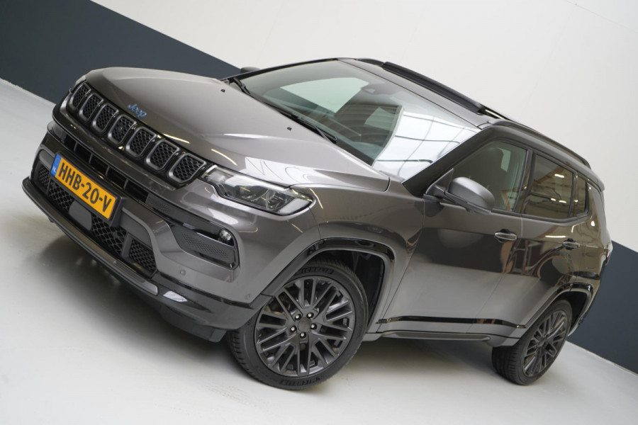 Jeep Compass 4xe 240 Plug-in Hybrid Electric S | Panoramadak | Trekhaak | Memory | Leder | Stuurwielverwarming