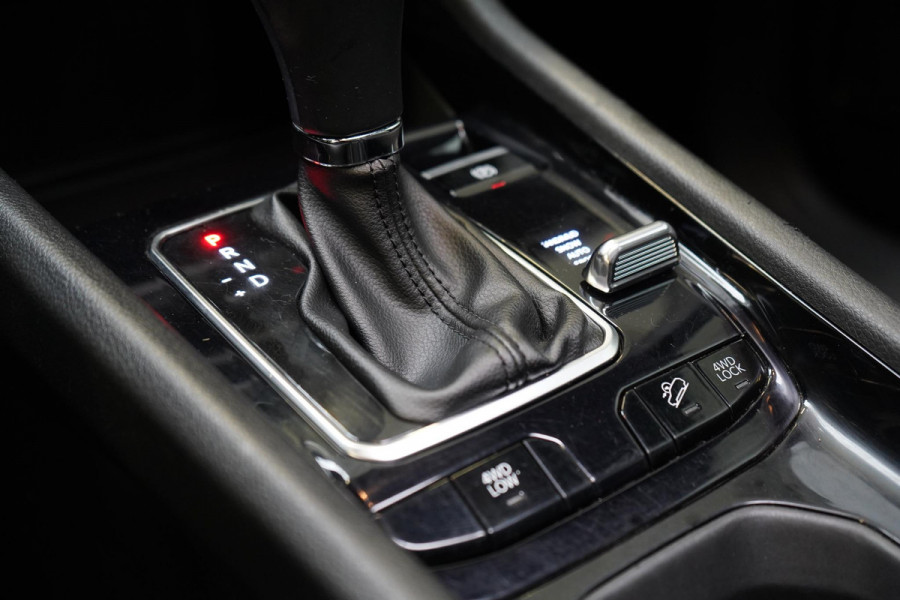 Jeep Compass 4xe 240 Plug-in Hybrid Electric S | Panoramadak | Trekhaak | Memory | Leder | Stuurwielverwarming