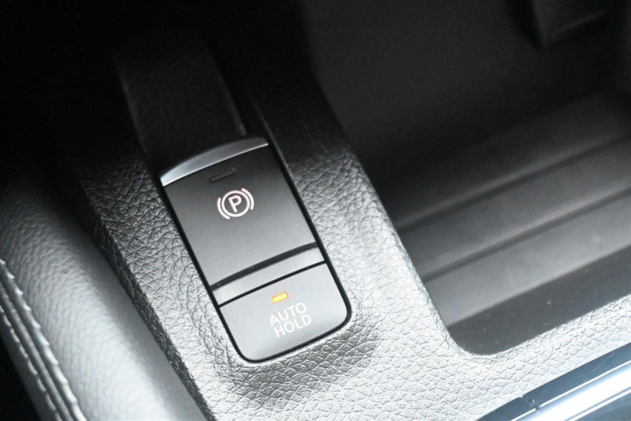 Nissan QASHQAI 1.3 DIG-T Tekna Trekhaak ProPilot 360Cam Leder '21