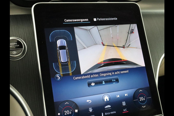 Mercedes-Benz C-Klasse 200 Launch Edition Luxury Line | Panoramadak | Trekhaak | Leder | Stoelverwarming | Carplay | Camera | Sfeerverlichting | Navigatie | 18'' | Getint glas