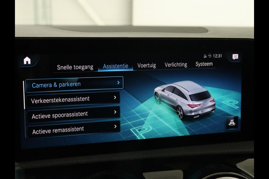 Mercedes-Benz CLA-Klasse 200 Business Solution AMG | Panoramadak | Stoelverwarming | Adaptive cruise | Camera | Memory | Matrix LED | Keyless | Sfeerverlichting | Widescreen