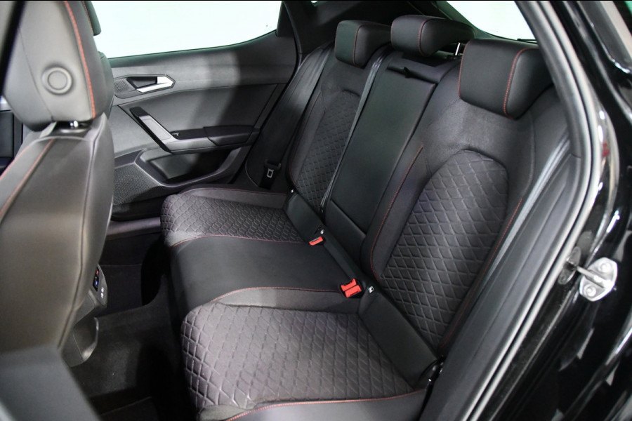 Seat Leon 1.4 TSI eHybrid PHEV Pano FR Business Intense