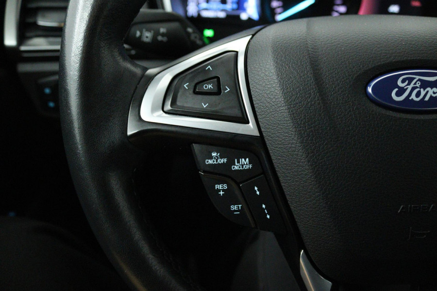 Ford Mondeo Wagon 2.0 IVCT HEV Titanium (STOELVERWARMING, ACHTERUITRIJCAMERA, NAVIGATIE, PARKEERSENSOREN, CRUISE CONTROL)