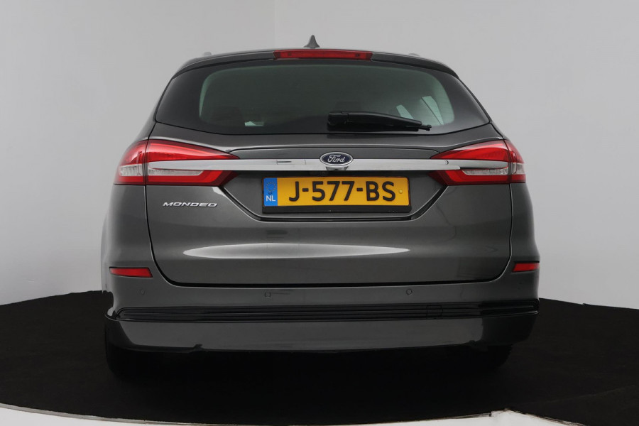 Ford Mondeo Wagon 2.0 IVCT HEV Titanium (STOELVERWARMING, ACHTERUITRIJCAMERA, NAVIGATIE, PARKEERSENSOREN, CRUISE CONTROL)