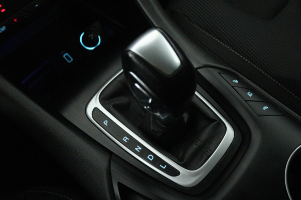 Ford Mondeo Wagon 2.0 IVCT HEV Titanium (STOELVERWARMING, ACHTERUITRIJCAMERA, NAVIGATIE, PARKEERSENSOREN, CRUISE CONTROL)
