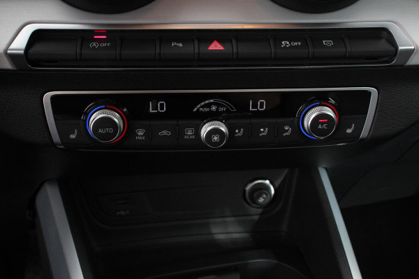Audi Q2 30 TFSI Sport Prestige plus Navigatie Apple Carplay/Android Auto Climatronic PDC V+A LMV Adaptive cruise control
