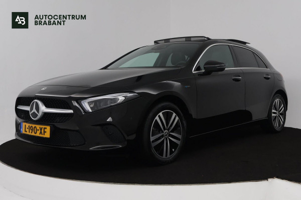 Mercedes-Benz A-Klasse 250 e Business Solution Luxury Limited (PANORAMADAK, STOELVERWARMING, SFEERVERLICHTING. ELEKTR STOELEN)