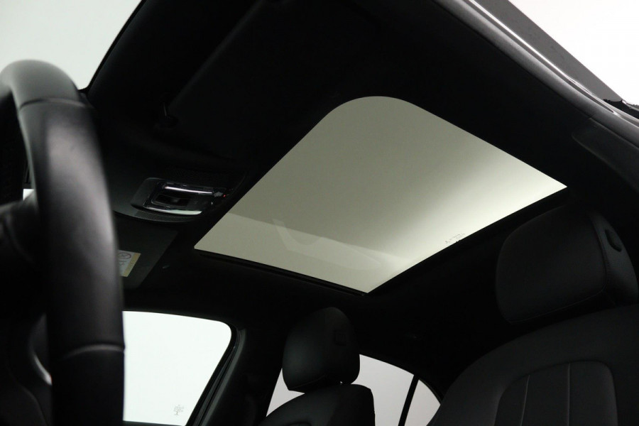 Mercedes-Benz A-Klasse 250 e Business Solution Luxury Limited (PANORAMADAK, STOELVERWARMING, SFEERVERLICHTING. ELEKTR STOELEN)
