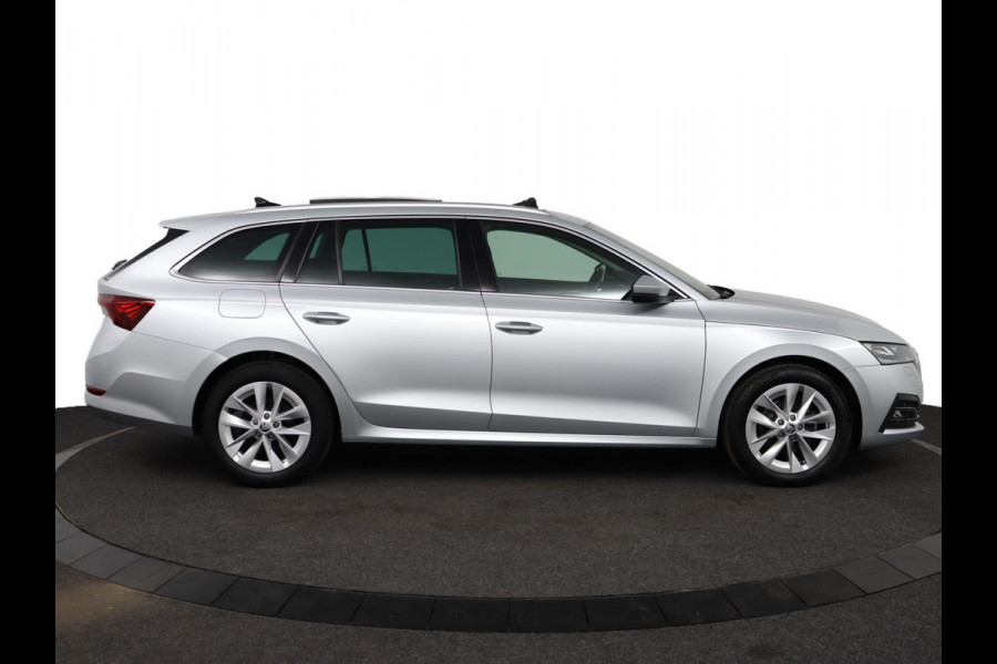 Škoda Octavia Combi 1.5 TSI First Edition|Pano|HUD|ACC|LED|Trekhaak