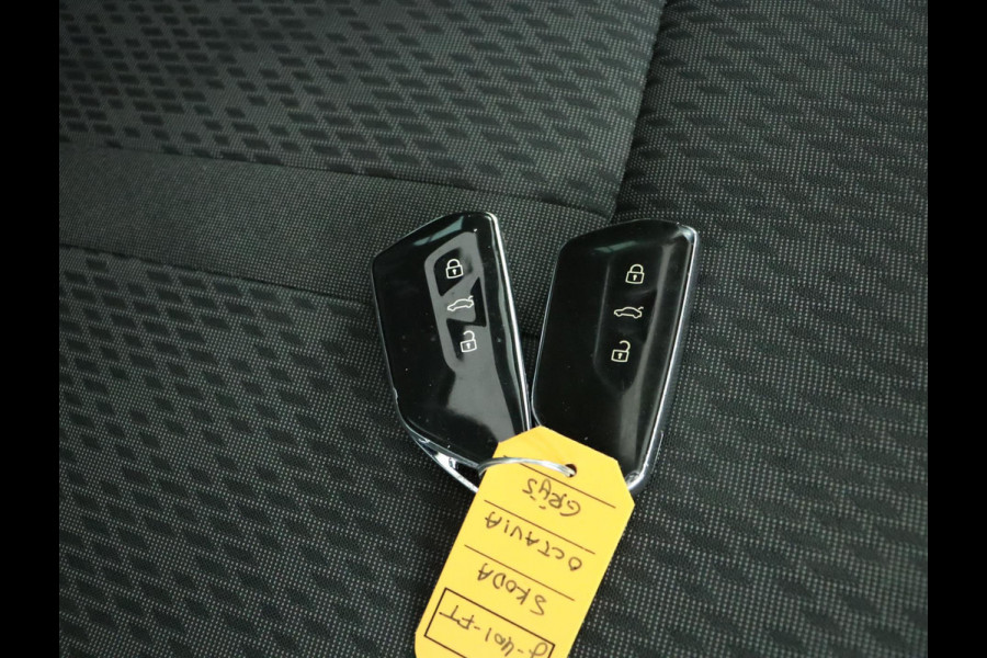 Škoda Octavia Combi 1.5 TSI First Edition|Pano|HUD|ACC|LED|Trekhaak