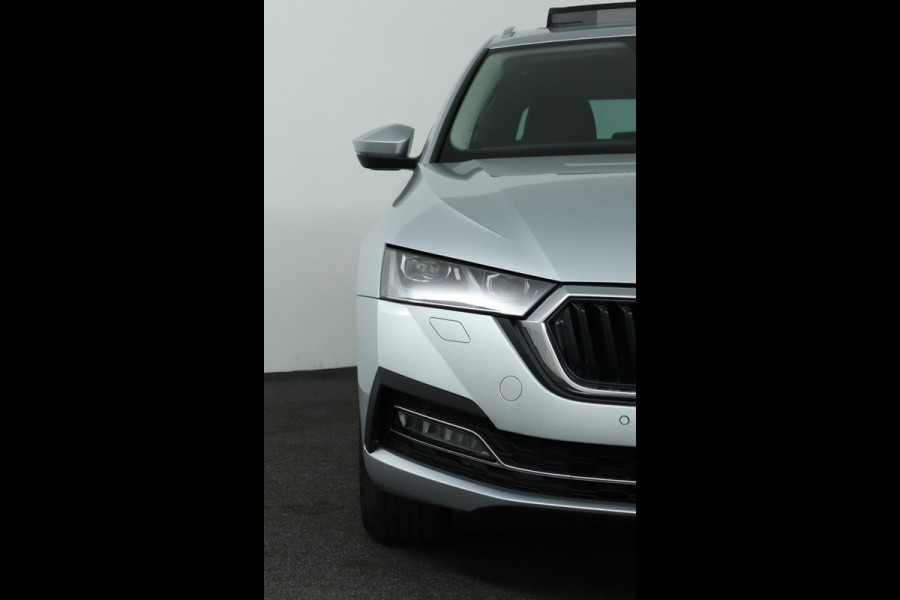 Škoda Octavia Combi 1.5 TSI First Edition|Pano|HUD|ACC|LED|Trekhaak