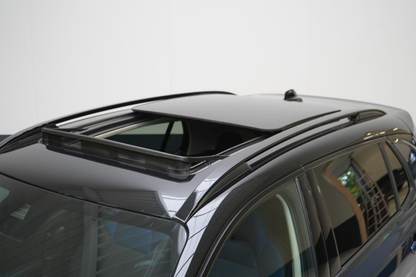 Lynk & Co 01 1.5 | Zwart optiek | Panoramadak | Navigatie | Memory | Apple CarPlay