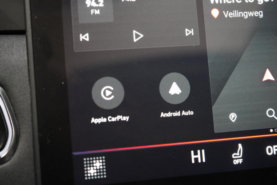 Lynk & Co 01 1.5 | Zwart optiek | Panoramadak | Navigatie | Memory | Apple CarPlay