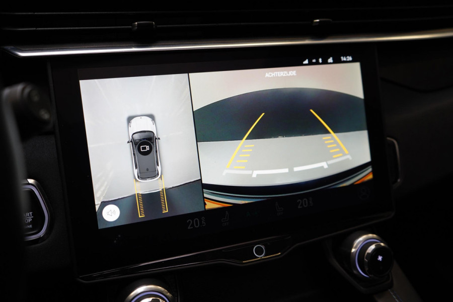 Lynk & Co 01 1.5 | Zwart optiek | Panoramadak | Navigatie | Memory | Apple CarPlay