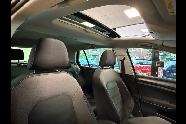 Volkswagen Golf 1.4 TSI Business AUT. PANORAMADAK NAVIGATIE ERGO ACTIVE PDC AIRCO CRUISE STOELVERWARMING KEYLESS-GO