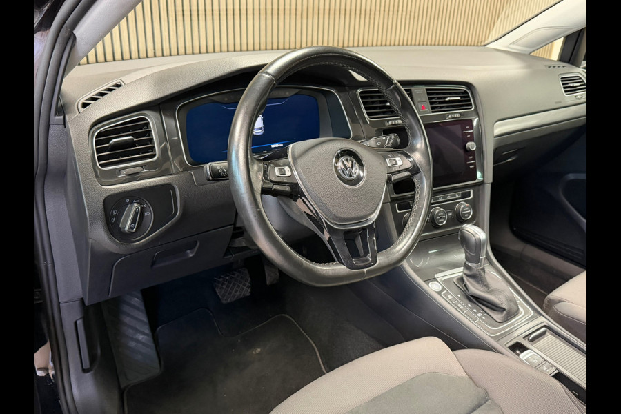 Volkswagen Golf 1.4 TSI Business AUT. PANORAMADAK NAVIGATIE ERGO ACTIVE PDC AIRCO CRUISE STOELVERWARMING KEYLESS-GO