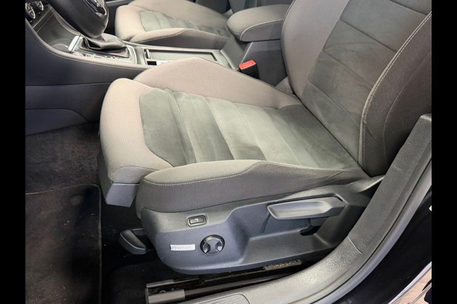 Volkswagen Golf 1.4 TSI Business AUT. PANORAMADAK NAVIGATIE ERGO ACTIVE PDC AIRCO CRUISE STOELVERWARMING KEYLESS-GO