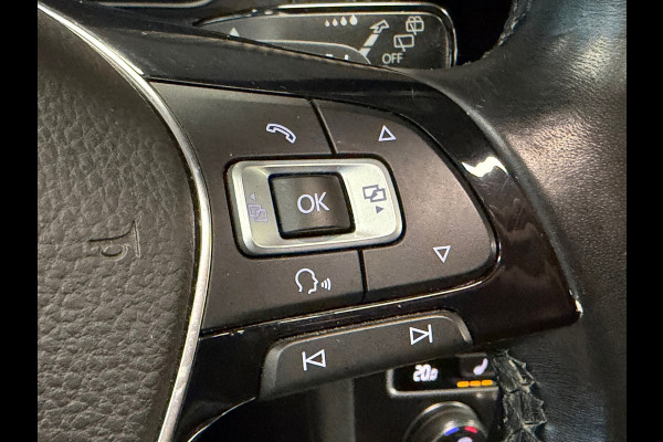 Volkswagen Golf 1.4 TSI Business AUT. PANORAMADAK NAVIGATIE ERGO ACTIVE PDC AIRCO CRUISE STOELVERWARMING KEYLESS-GO