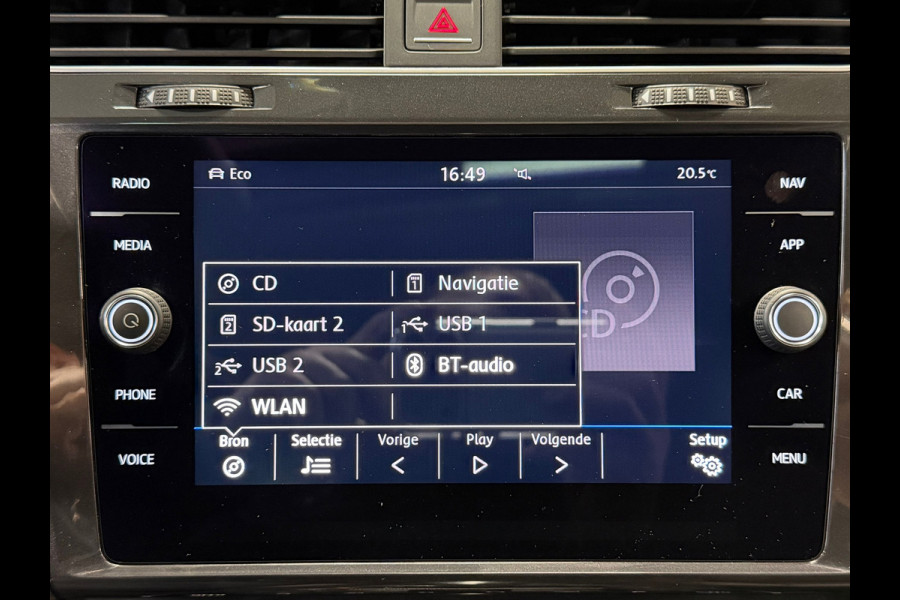 Volkswagen Golf 1.4 TSI Business AUT. PANORAMADAK NAVIGATIE ERGO ACTIVE PDC AIRCO CRUISE STOELVERWARMING KEYLESS-GO